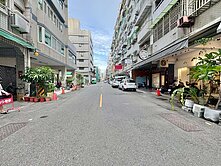 ＃施小珍＃國民市場｜苓雅國中旁｜8米路透天店面
