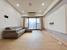 🍎南區- 登陽聽河 四房平車 朝南視野