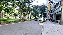  亞灣大遠百整新2房健身公寓