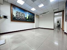 豐原圓環西路黃金透天店面｜店住合一｜辦公自住皆宜
