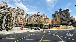 台灣房屋妍蓁-學園樂活宅居