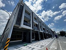 二林勝龍御花園角間別墅