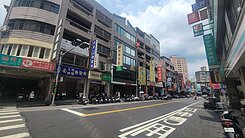 獨家//三峽文化路超稀有透天店面//屋主誠意出售