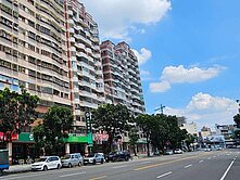 小港宏平路1+2+3樓店面+平面大車位