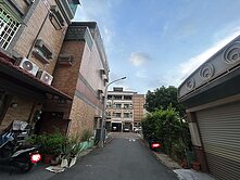 鳳甲 鳳翔國中大地坪雙車墅