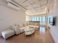 竹圍捷運★專約南加州雙面採光出海口景觀典雅美房車★