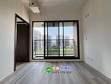 東區全新未住/研森2房平面車位/三面採光/雙陽台