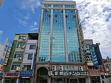 東門圓環商圈整層13戶平車吉售【後甲S104】