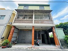 梓官自由路無敵超值便宜邊間三面採光大地坪透天