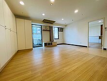 格局方正、房間有窗，欣欣百貨大空間美屋！可另購平車