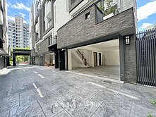 北屯二年屋「晟溢大觀2」大面寬雙車四房電梯別墅
