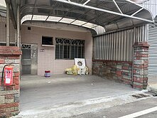 ２１遠薦∣✨自由天地✨全新整理前院停車美透天✨