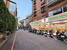 我是承辦親友專任⚡真理大學旁高投報收租便利商店角店