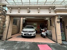 崇蘭國小旁輕屋齡雙車美墅｜37坪＋面寬雙車位