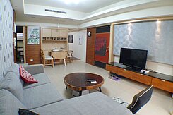 明誠鼎山商圈溫馨精緻裝潢3房+平車