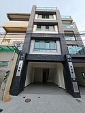 大里全新完工電梯車庫別墅