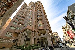 下樓就是科工館#高樓四面採光#無遮蔽景觀4房平車