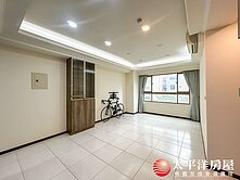 🌈中路特區旁優質3房車~低公設管理佳