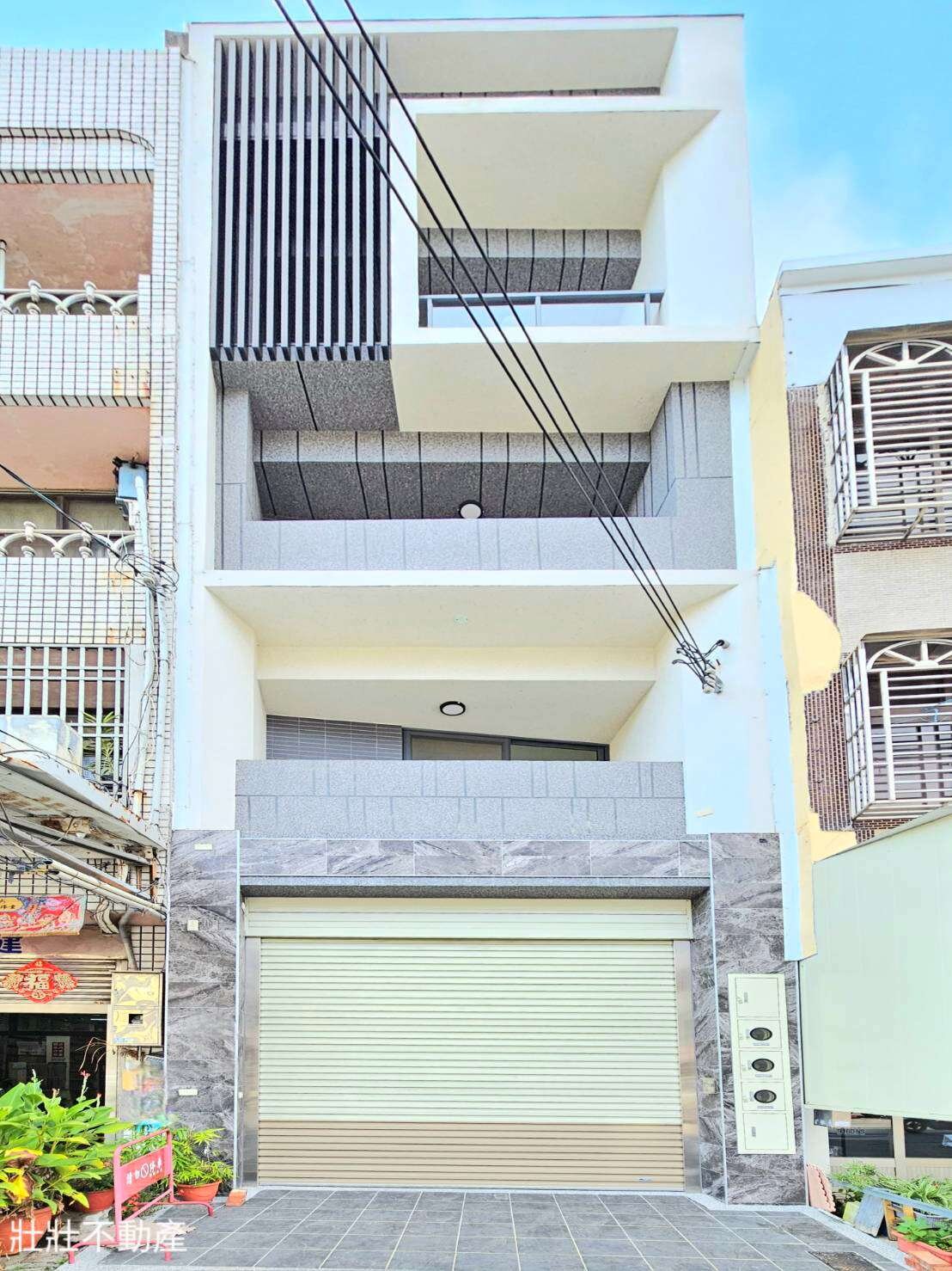 台中臨12米路全新未住大地坪黃金電梯店墅住店首選