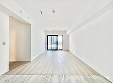 鉅虹-映一彎綠｜全新交屋｜朝南大三房平車