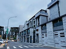 單元12臨路雙車電梯別墅