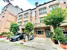 ⭐️獨家⭐東區蛋黃機能別墅台中公園走路就到