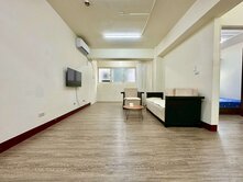 近新光三越＃電梯採光兩房＃優質屋況＃有陽台