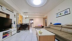低於實登！松竹國小旁大三房+休旅車位