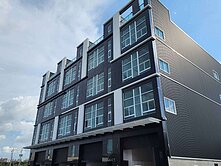 岡山科技廠辦出售