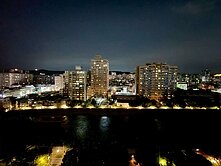 🎯【⭐經國路上｜稀有河畔景觀大2房＋平面車位】