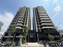 仁武澄德重劃區旁時尚精美全新三房平車