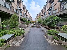 專任｜大山歌子高素質陽光美墅｜雙車位