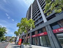 ＃河堤國小｜全新店面｜河堤世 界｜＃B1平車✨S3