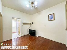 六張犁捷運~低價入門款4F