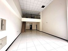 平鎮特力屋站前馥樂燙金店面雙車位