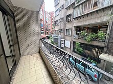 😁阿瑋推薦天母公寓二樓就看這間