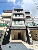 大里福大路有孝親房的全新電梯別墅A