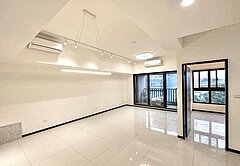 稀有央北七字頭電梯高樓景觀四房坡平車