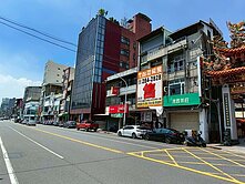 民族路文化商圈店面