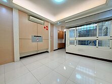 ✨昀推薦✨近體育園區前後臨路庭院美別墅