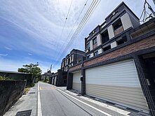 🌺專售近慈濟3年輕屋齡/大面寬車庫別墅🌺