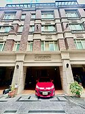 英倫風輕屋齡雙車美墅