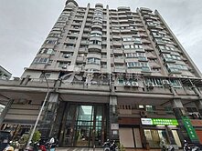 ✠夯!【泰陽大樓】微笑公園自由黃昏市場3房平車