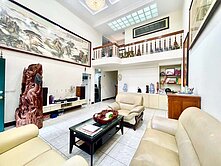 苗栗市區玉清公園雙併挑高大別墅