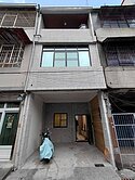 大寮商圈翻新車庫透天