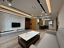 左營高鐵面公園景觀 │四改大三房│雙平車