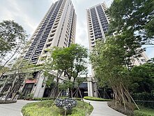 浩瀚森之道次頂樓｜四房雙平車｜無限視野｜