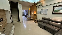 ★小港森林公園★輕屋齡透天｜近餐旅大學