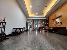 獨家專售潭陽國小旁前後臨路四房車庫美透店
