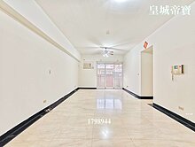 水湳經貿/中央公園/皇城帝寶室內26坪三房坡道平車